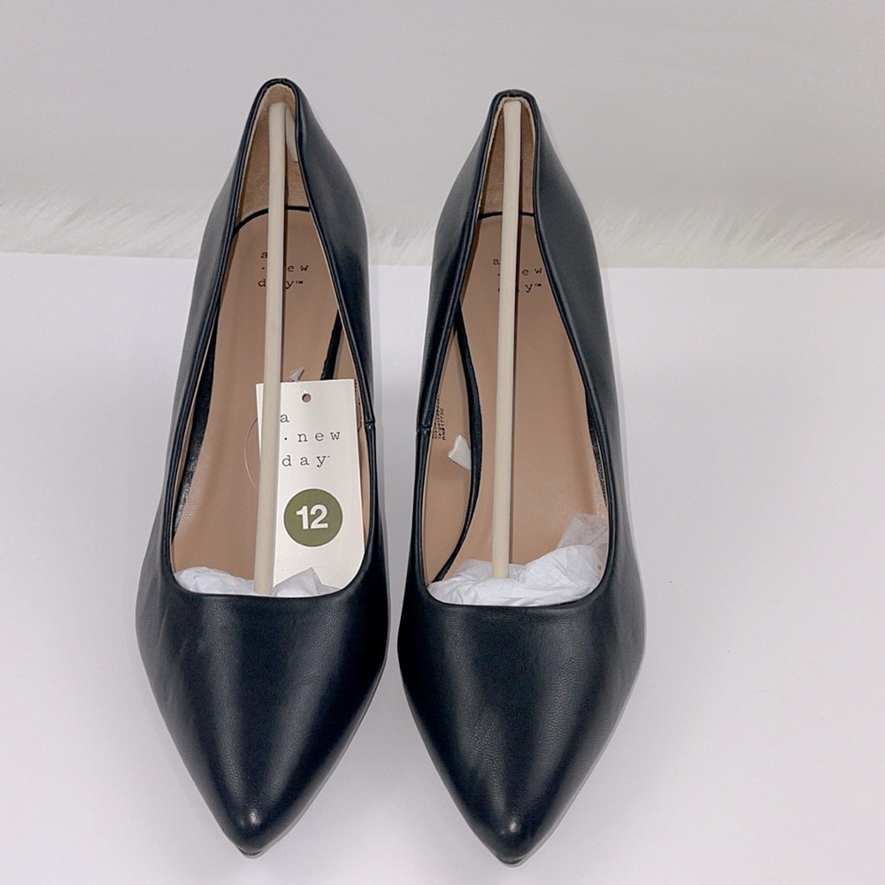 Black shoes tacones